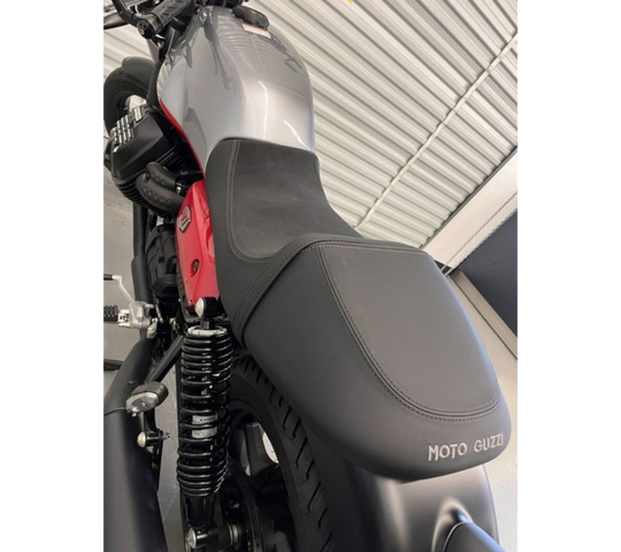 2024 Moto Guzzi V7 Stone Corsa