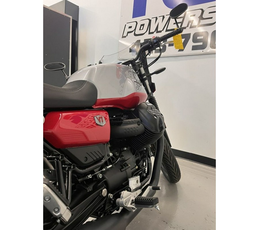 2024 Moto Guzzi V7 Stone Corsa