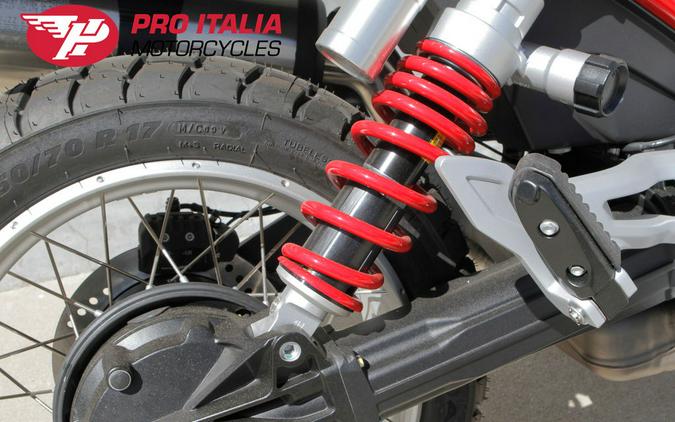 2025 Moto Guzzi V85 TT