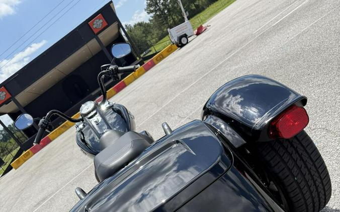 2024 Harley-Davidson Freewheeler Vivid Black