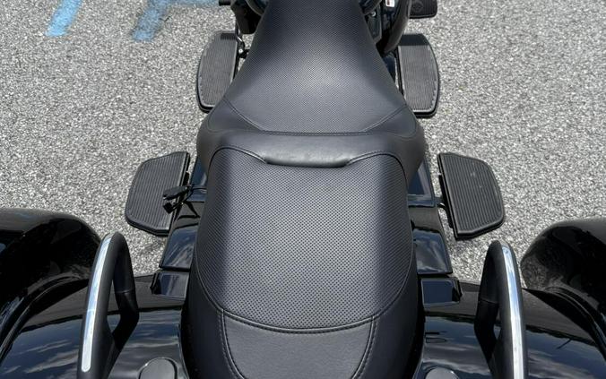 2024 Harley-Davidson Freewheeler Vivid Black