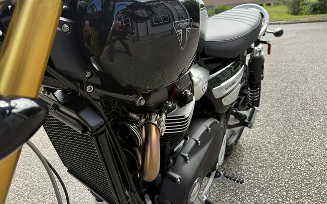2025 Triumph Scrambler 1200 XE