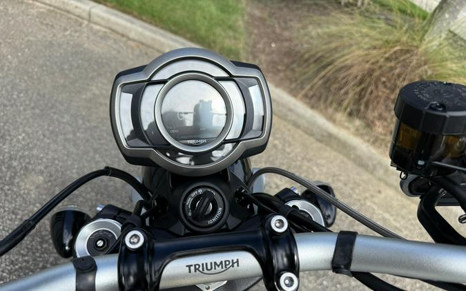 2025 Triumph Scrambler 1200 XE
