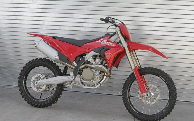 2026 Ducati Desmo450 MX