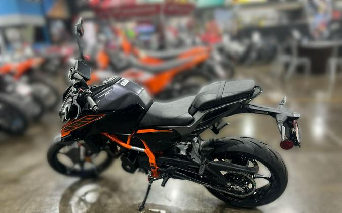 2026 KTM 390 DUKE