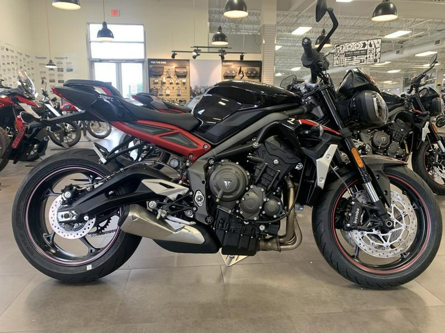 2021 Triumph Street Triple R Low Sapphire Black