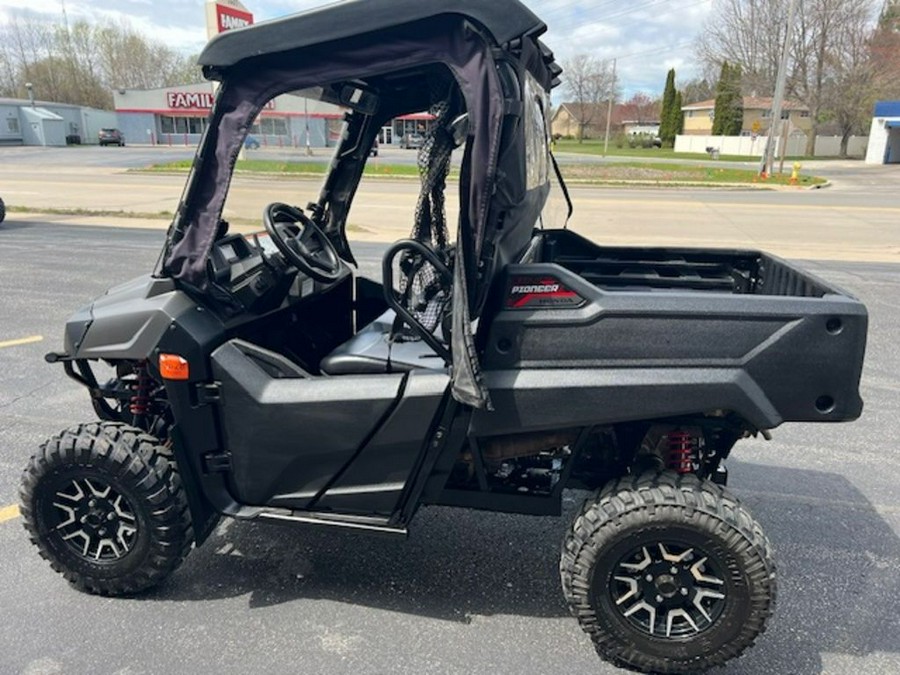 2018 Honda® Pioneer 700 Deluxe