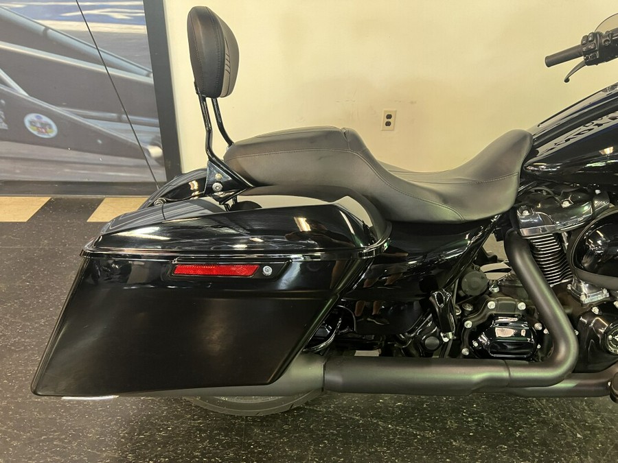 2018 Harley-Davidson Street Glide Special Vivid Black FLHXS