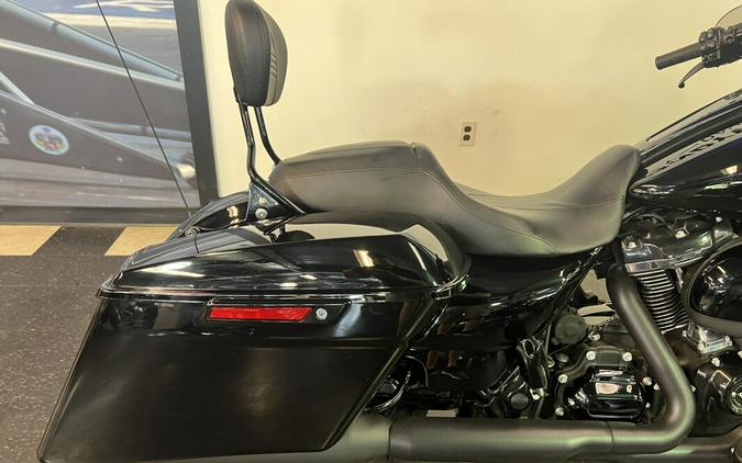 2018 Harley-Davidson Street Glide Special Vivid Black FLHXS