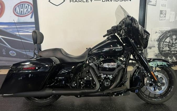 2018 Harley-Davidson Street Glide Special Vivid Black FLHXS