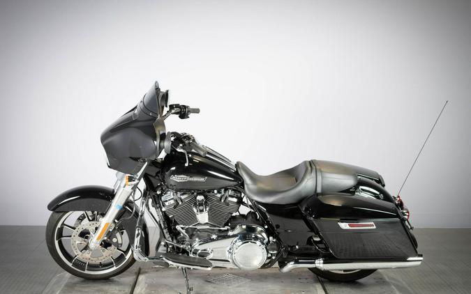 2023 Harley-Davidson Street Glide FLHX
