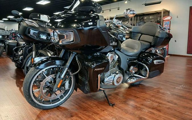 2022 Indian Pursuit Limited Maroon Metallic/Crimson Metallic