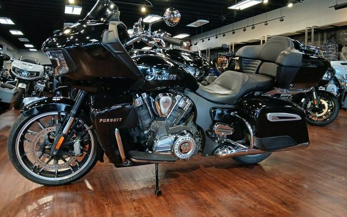 2022 Indian Pursuit Limited Maroon Metallic/Crimson Metallic