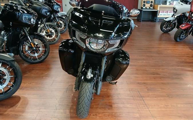 2022 Indian Pursuit Limited Maroon Metallic/Crimson Metallic