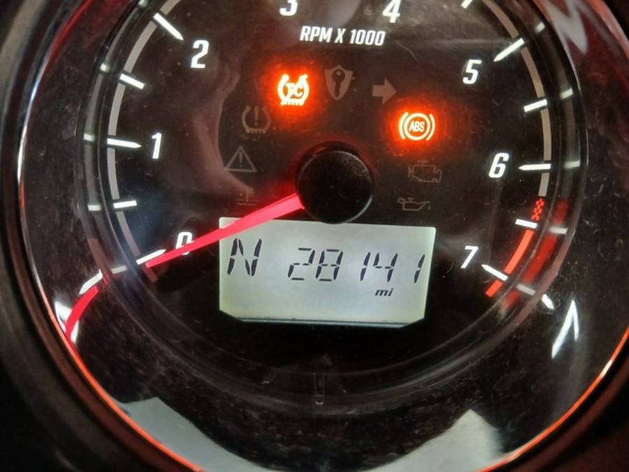 2022 Indian Pursuit Limited Maroon Metallic/Crimson Metallic