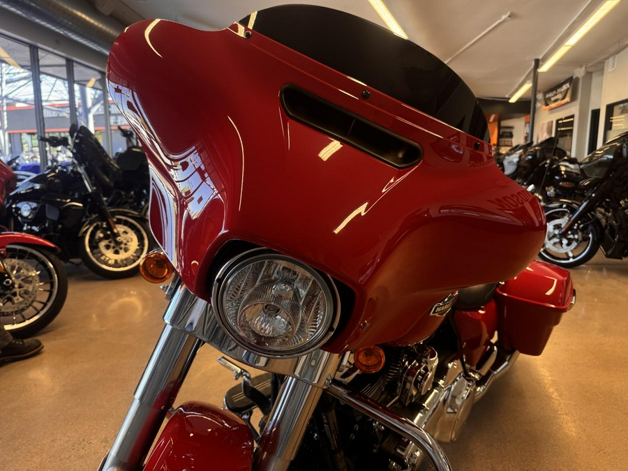 2023 Street Glide FLHX