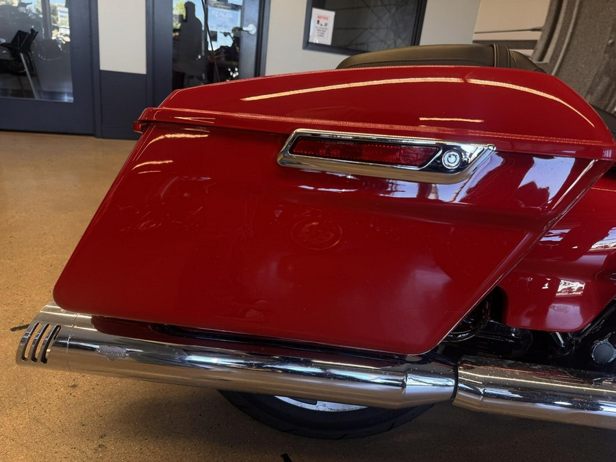 2023 Street Glide FLHX