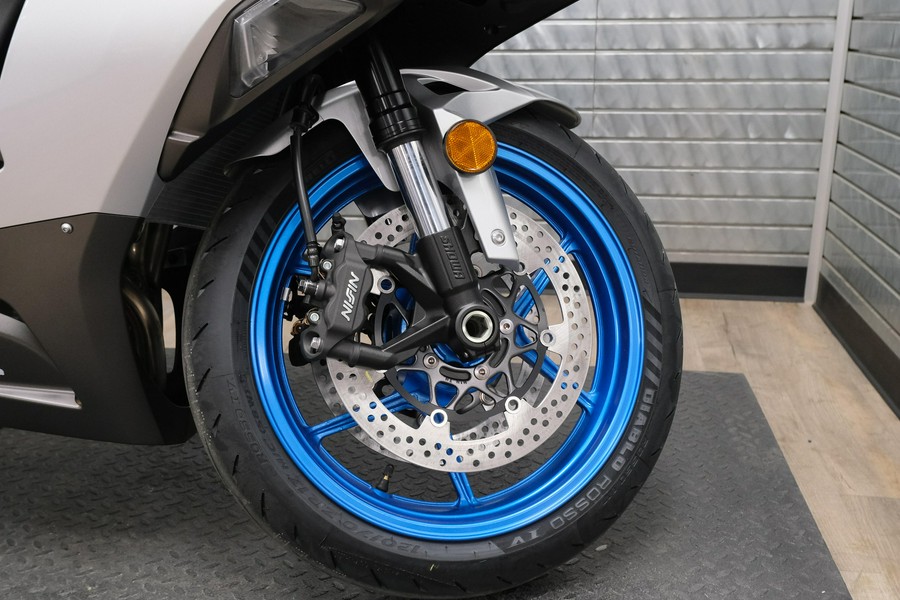 2027 KAWASAKI NINJA ZX-6R ABS