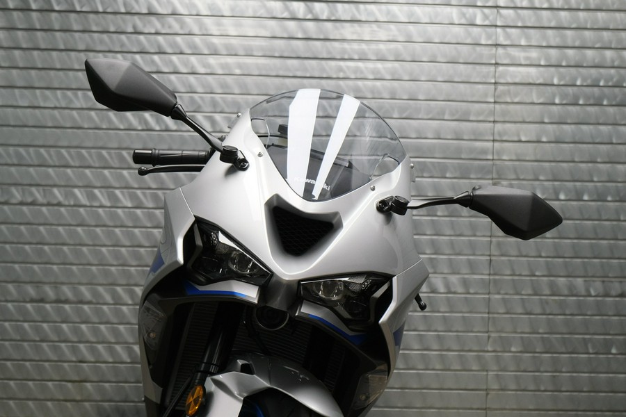 2027 KAWASAKI NINJA ZX-6R ABS