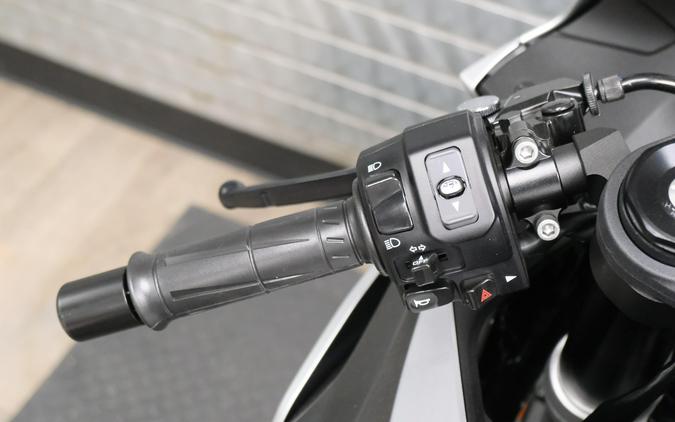 2027 KAWASAKI NINJA ZX-6R ABS