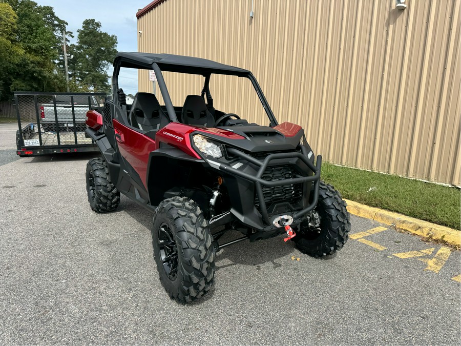 2026 Can-Am Commander XT 700