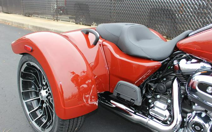 2024 Harley-Davidson® FLTRT - Road Glide® 3