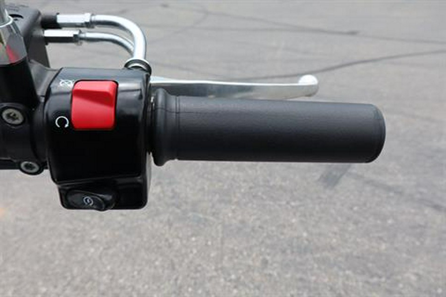 2011 Kawasaki Vulcan® 900 Classic SE