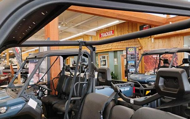 2025 Can-Am® Defender DPS HD7 Compass Green