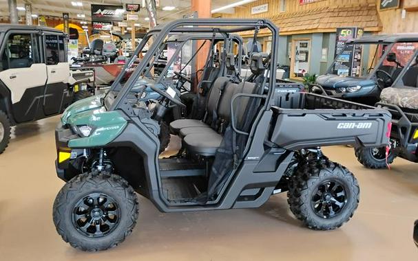 2025 Can-Am® Defender DPS HD7 Compass Green