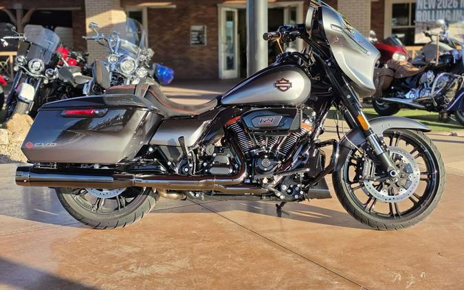 2025 Harley-Davidson® FLHXSE - CVO™ Street Glide®