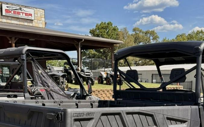 2026 Can-Am® Defender PRO DPS HD10