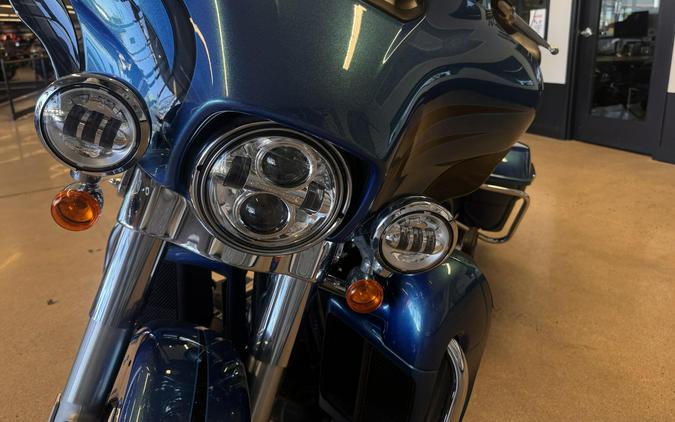 2014 Electra Glide Ultra Limited FLHTK