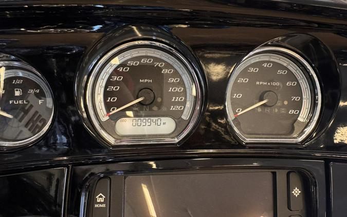2014 Electra Glide Ultra Limited FLHTK