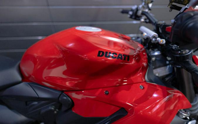 2023 Ducati Streetfighter V2 Ducati Red