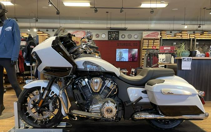 2024 Indian Motorcycle® Challenger® Limited with PowerBand Audio Package Ghost White Metallic