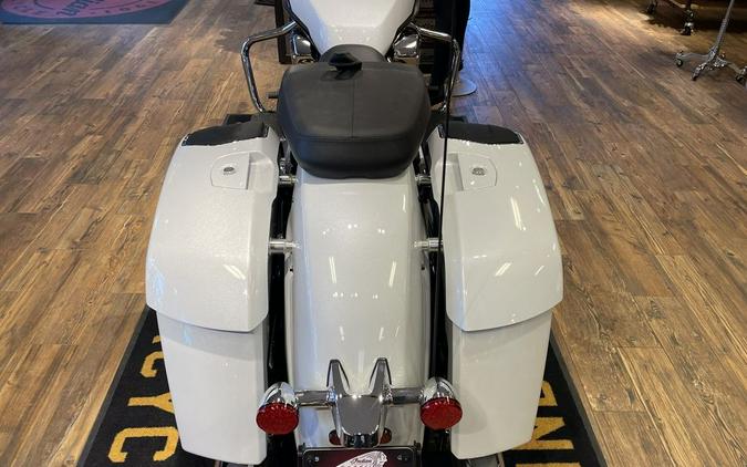 2024 Indian Motorcycle® Challenger® Limited with PowerBand Audio Package Ghost White Metallic