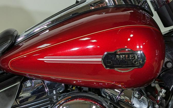 2012 Harley-Davidson Ultra Classic Electra Glide® Ember Red Sunglo