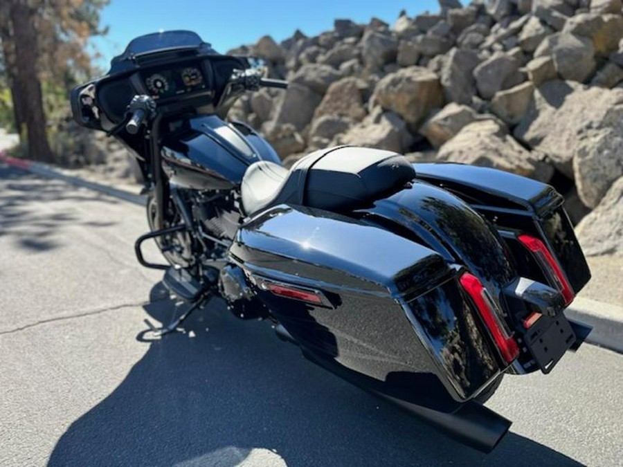 2025 Harley-Davidson® FLHX - Street Glide®
