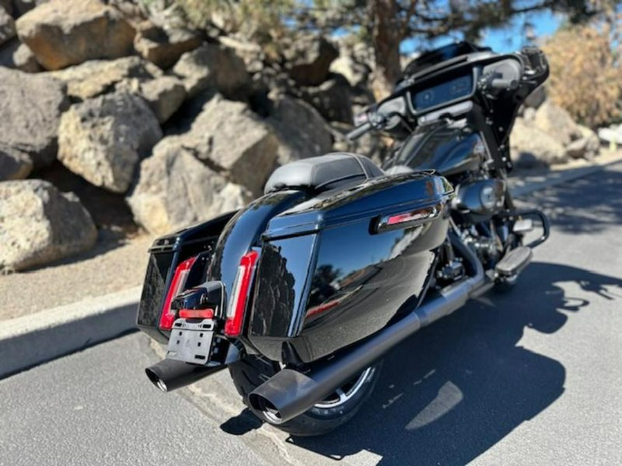 2025 Harley-Davidson® FLHX - Street Glide®