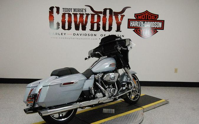2025 Harley-Davidson FLHX - Street Glide
