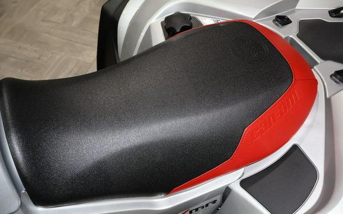 2026 Can-Am Renegade X mr 1000 R Hyper Silver & Legion Red