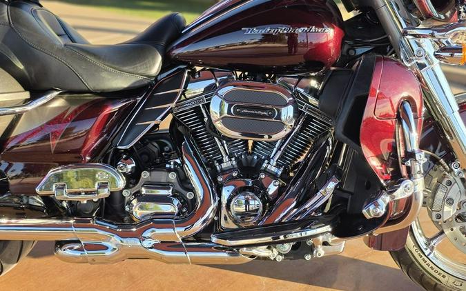 2015 Harley-Davidson® FLHTKSE - CVO™ Limited