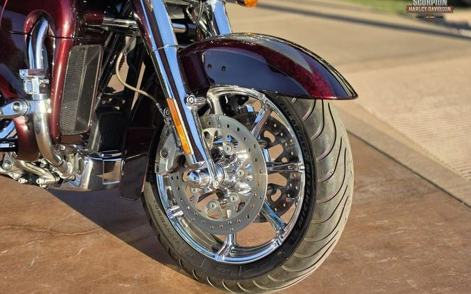 2015 Harley-Davidson® FLHTKSE - CVO™ Limited