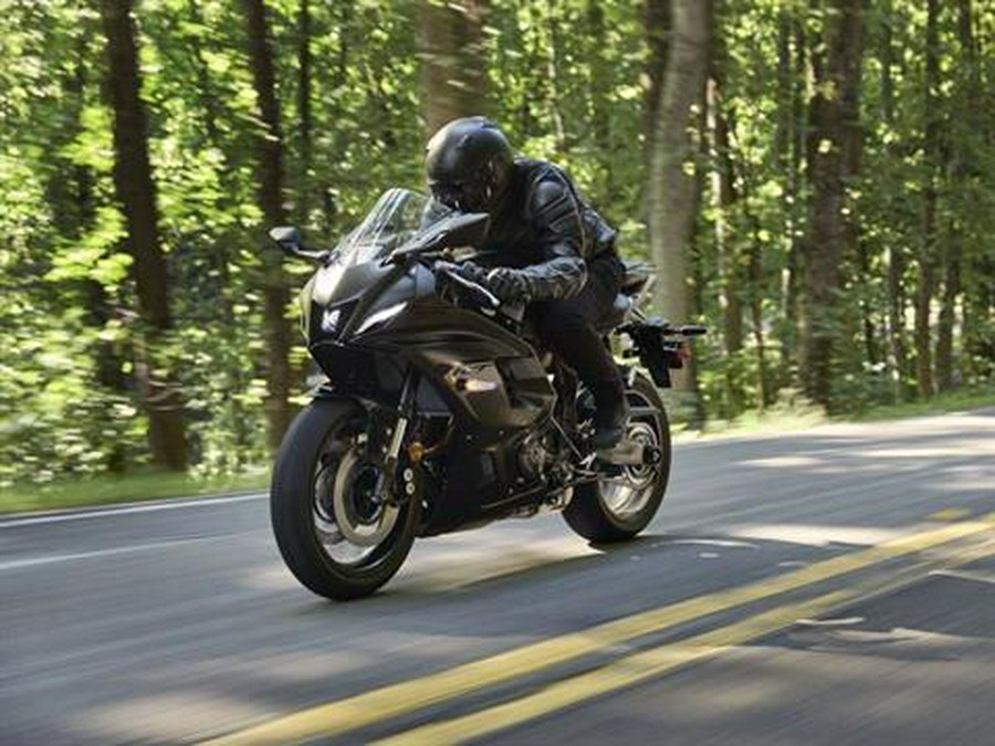 2025 Yamaha YZF-R7