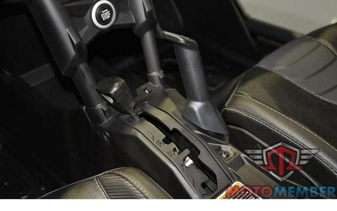 2025 Can-Am Maverick X3 Max X DS Turbo RR With Smart-Shox Triple Black