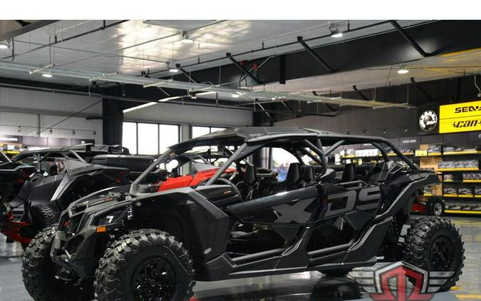 2025 Can-Am Maverick X3 Max X DS Turbo RR With Smart-Shox Triple Black