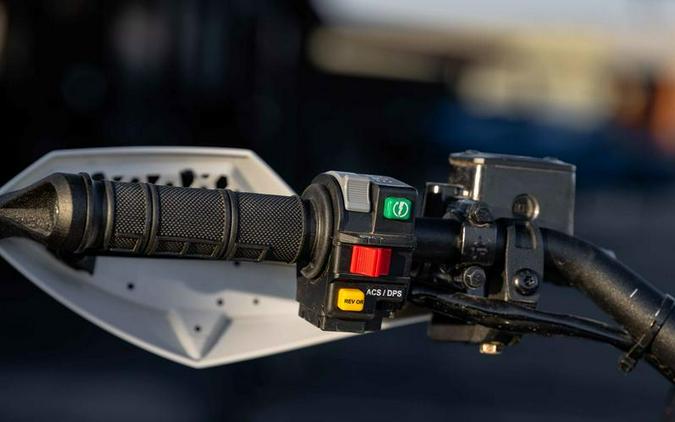 2026 Can-Am® Renegade X xc 1000R