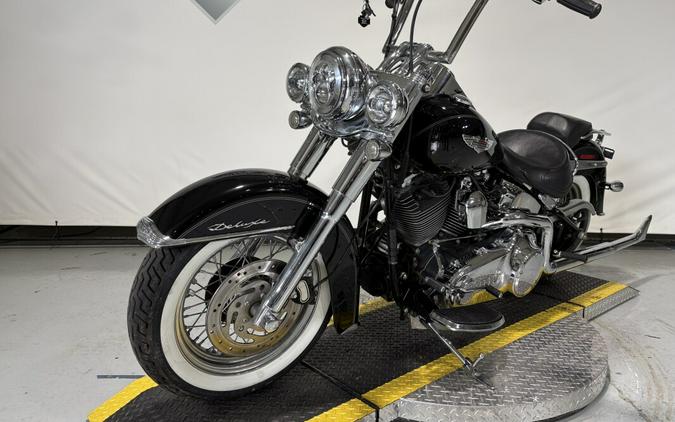 2008 Harley-Davidson® Softail® Deluxe Vivid Black