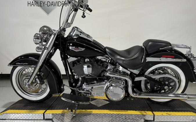 2008 Harley-Davidson® Softail® Deluxe Vivid Black