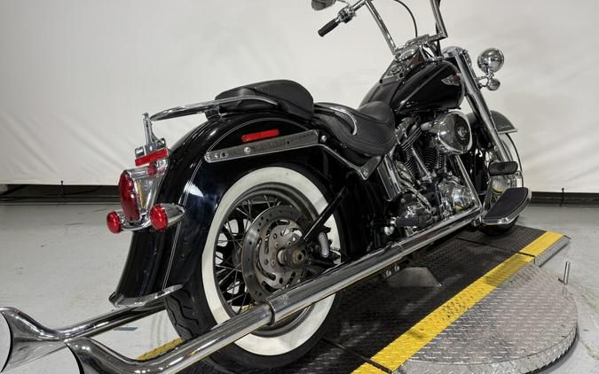 2008 Harley-Davidson® Softail® Deluxe Vivid Black